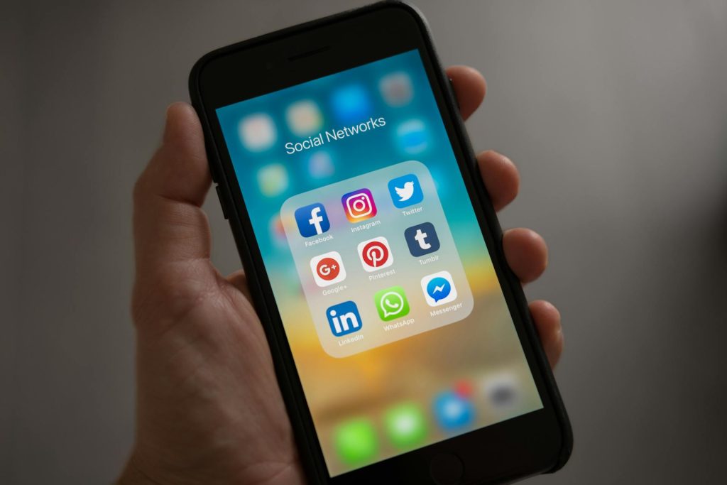 How to Leverage Facebook for Affiliate Marketing Success (Proven Strategies & Tips)